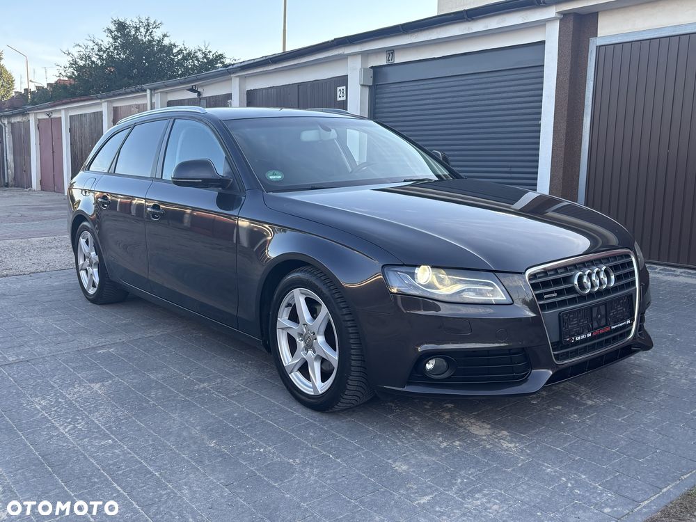 Audi A4 Avant - 1