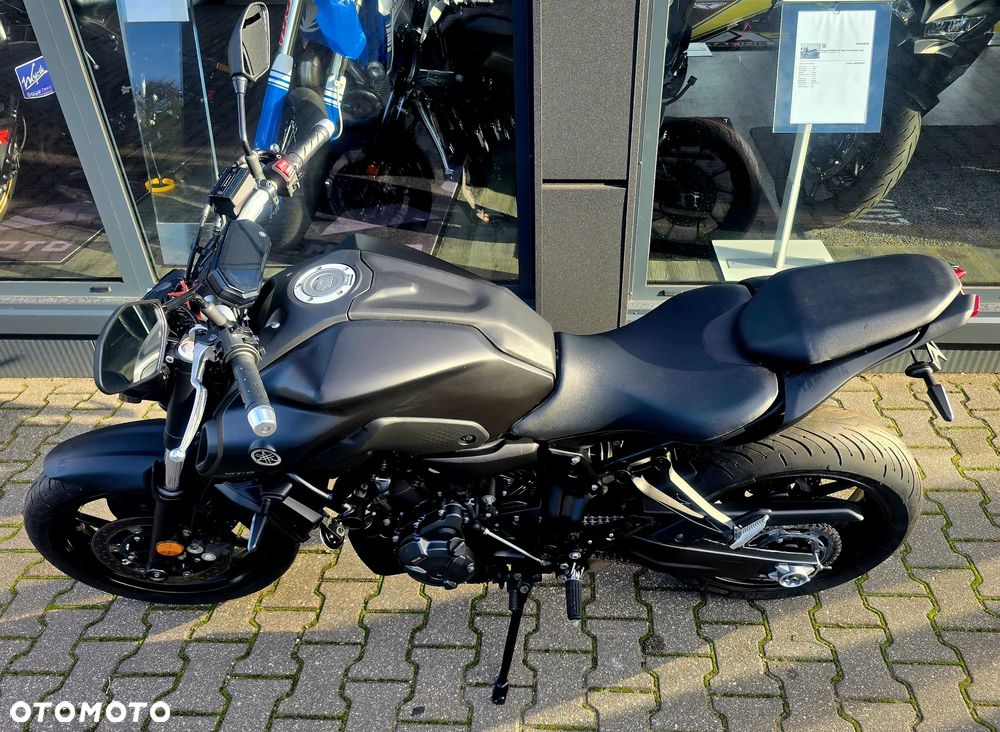 Yamaha MT - 8