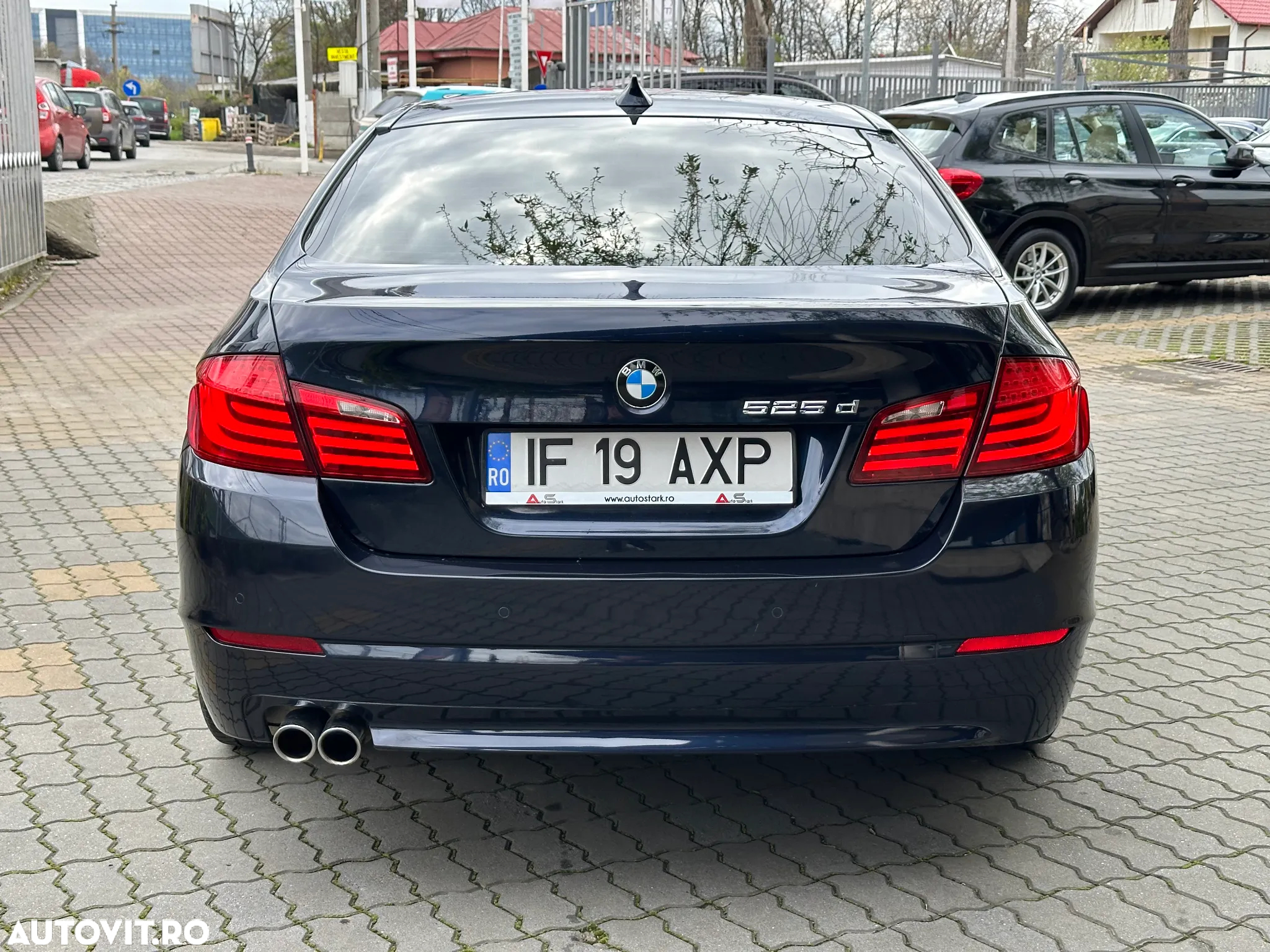 BMW Seria 5 525d Aut. - 13
