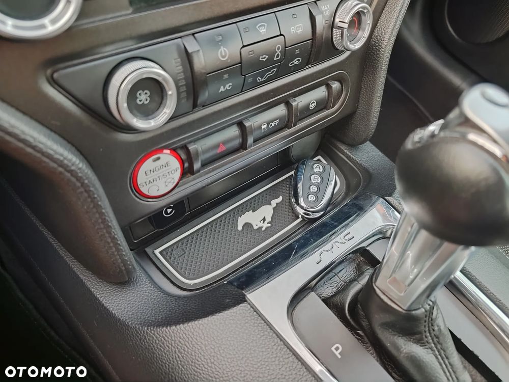 Ford Mustang 3.7 V6 - 36