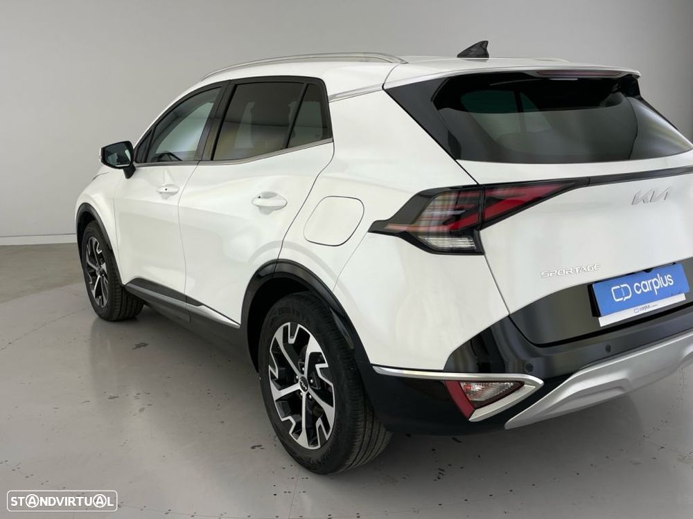 Kia Sportage 1.6 T-GDi HEV Tech - 24
