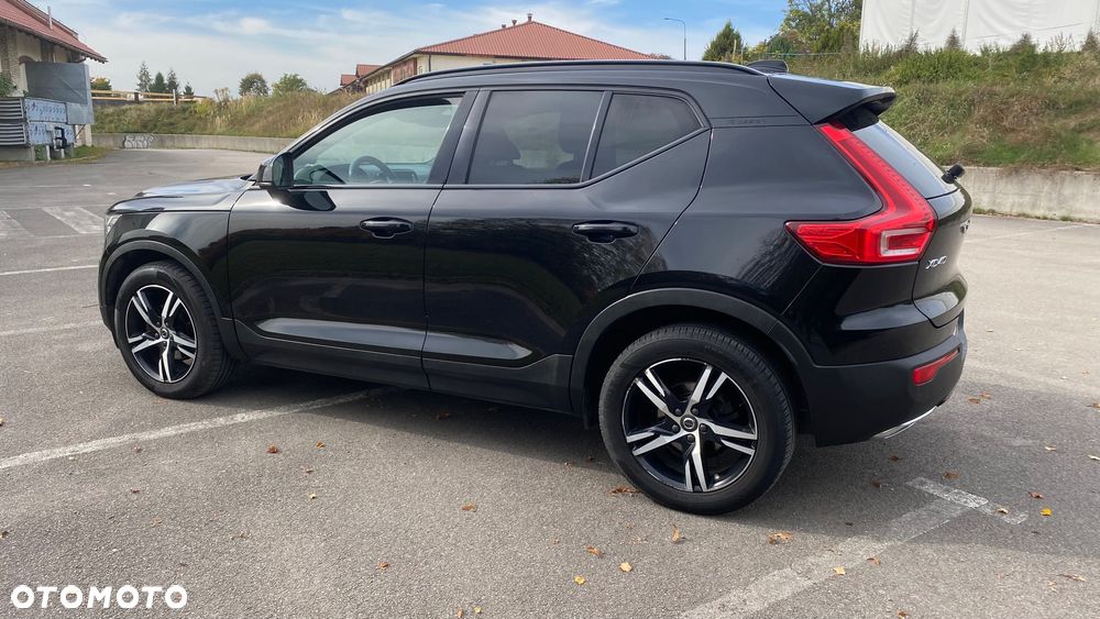 Volvo XC 40 - 3