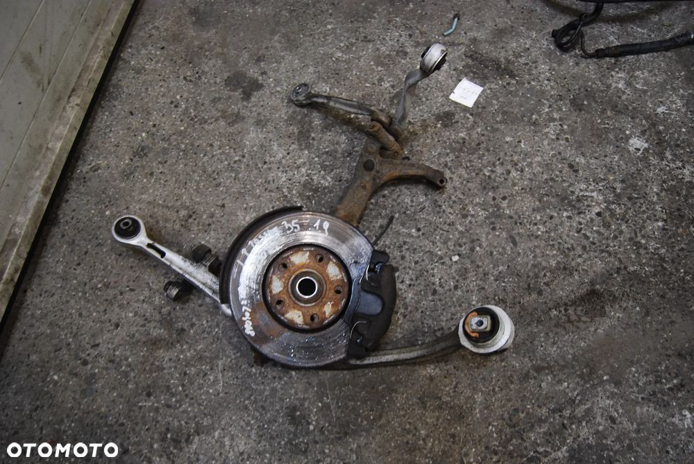 ZWROTNICA PRAWY PRZÓD 8D0407258T AUDI A6 C5 2.8 A4 B5 1.6 1.8 1.9 TDI 8D0407258S VW PASSAT B5 1.8 300MM/ 290MM 8D0407258 8D0407258AM - 1