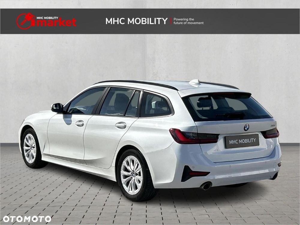 BMW Seria 3 318i Advantage - 4