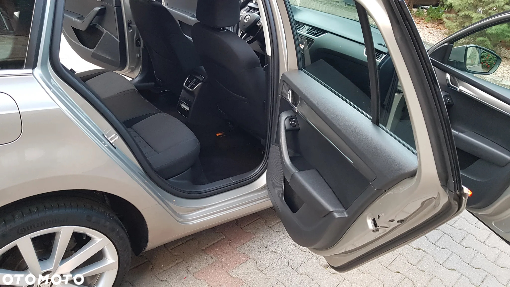 Skoda Octavia 1.5 TSI ACT Ambition DSG - 8