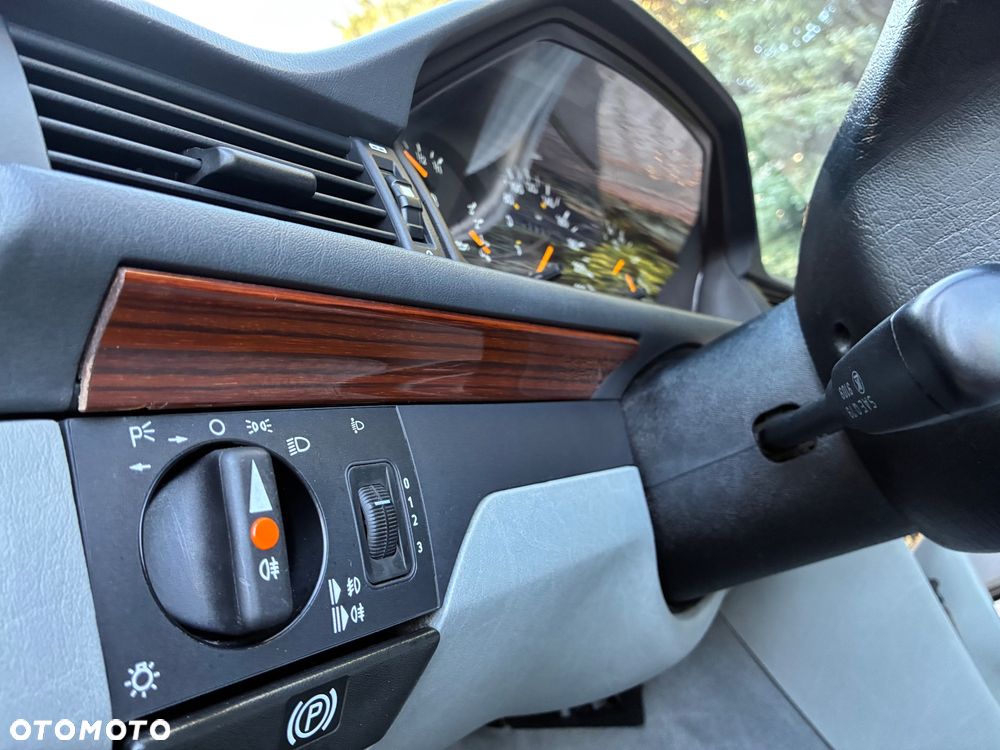 Mercedes-Benz W124 (1984-1993) - 18