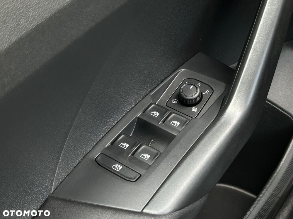 Volkswagen T-Cross - 20