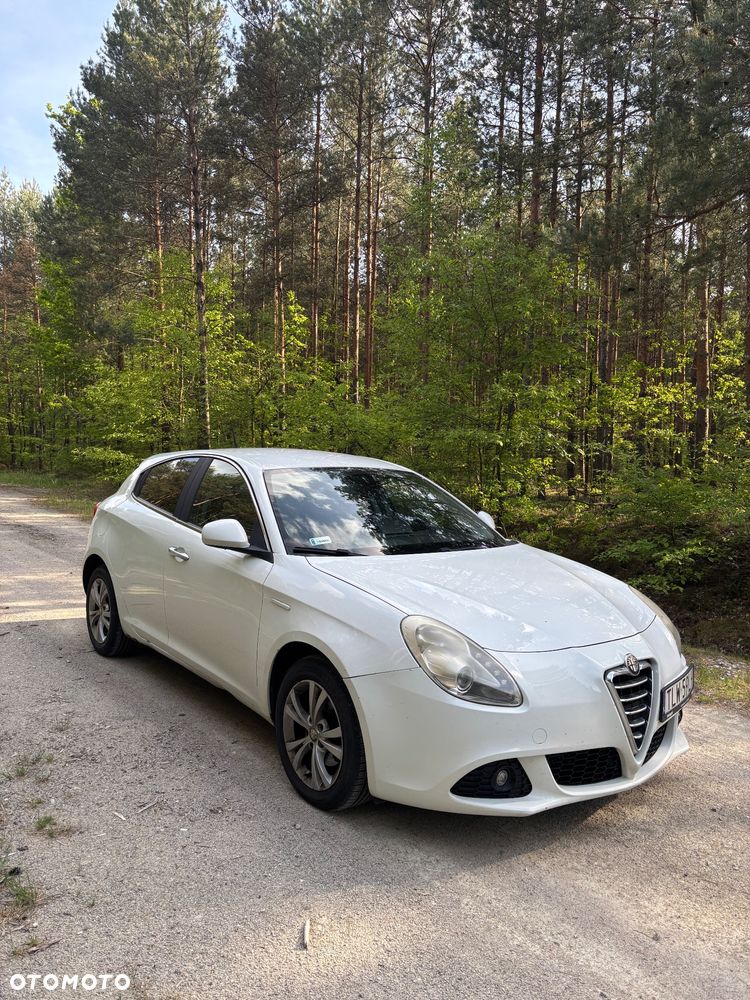 Alfa Romeo Giulietta - 2