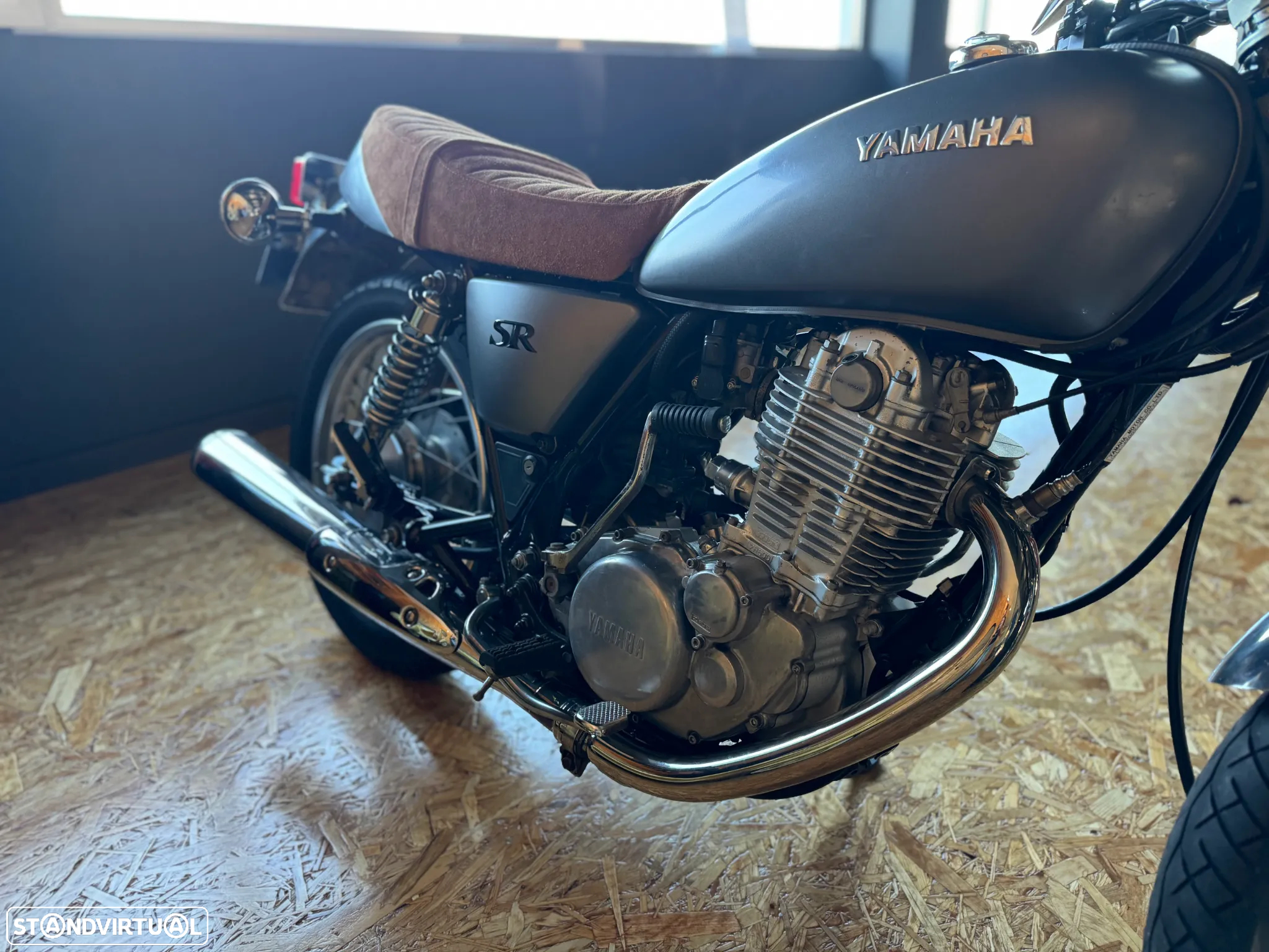 Yamaha SR 400 - 5