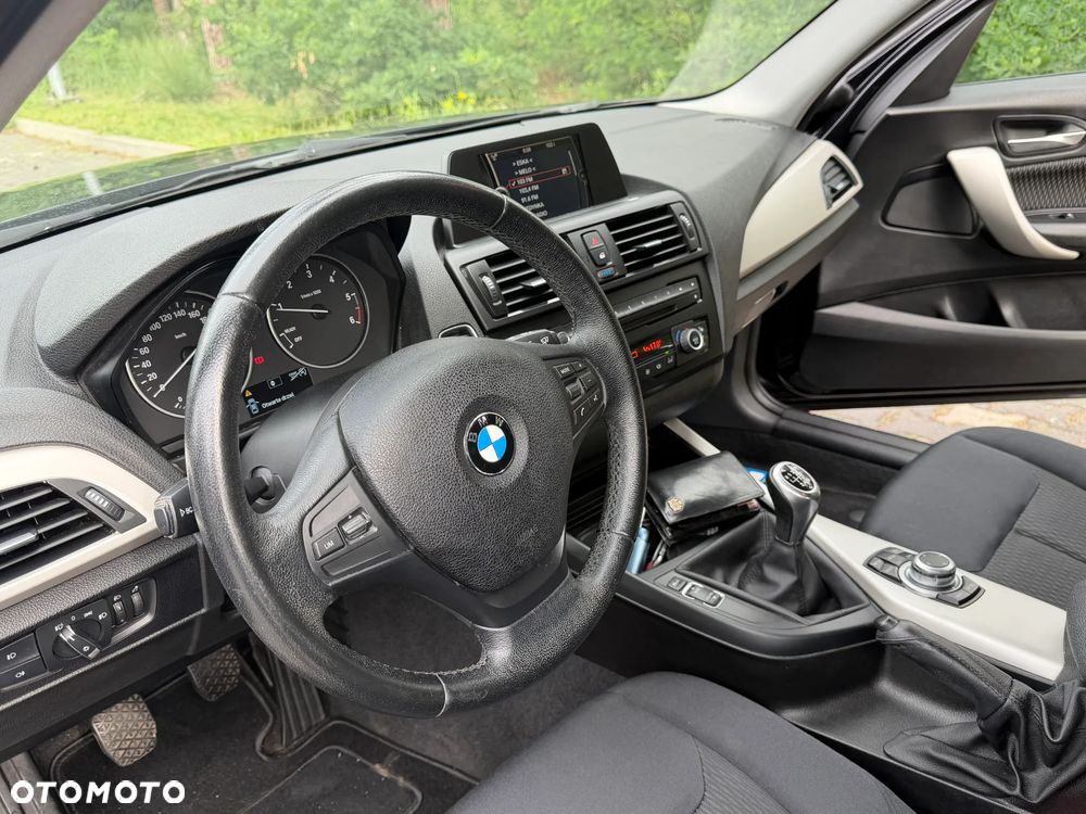 BMW Seria 1 - 16