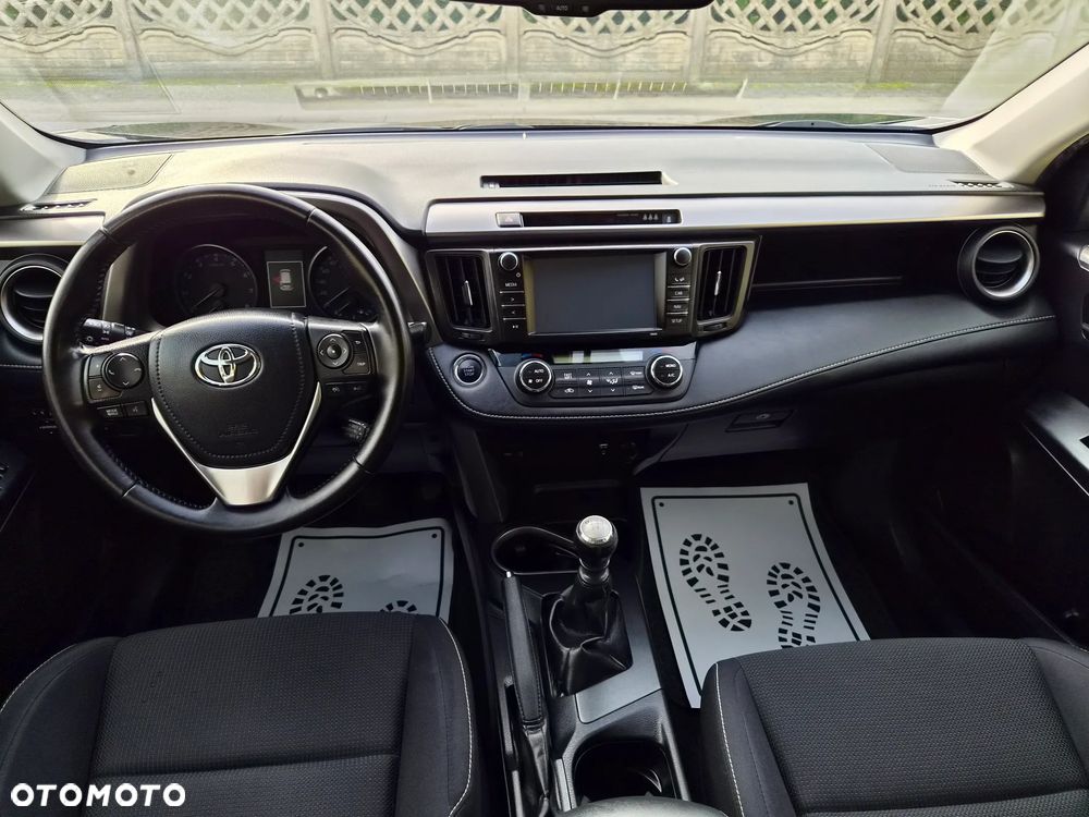 Toyota RAV4 2.0 Premium 4x4 - 26