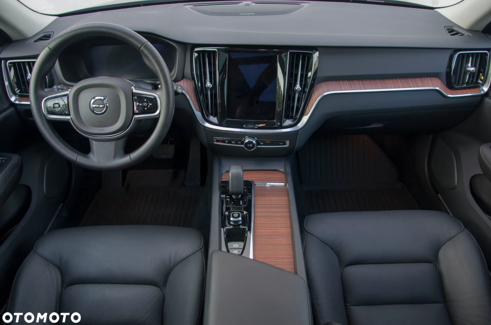 Volvo V60 Cross Country B5 B AWD Plus - 10