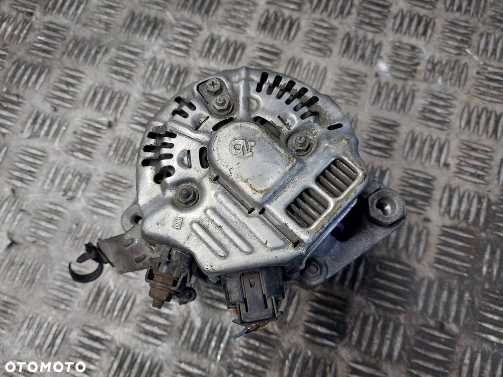 ALTERNATOR TOYOTA YARIS I 1.4 D4D 27060-33040 ID: 238344 - 4
