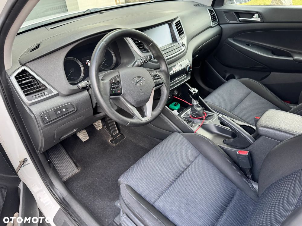 Hyundai Tucson 2.0 CRDI Comfort 4WD - 9