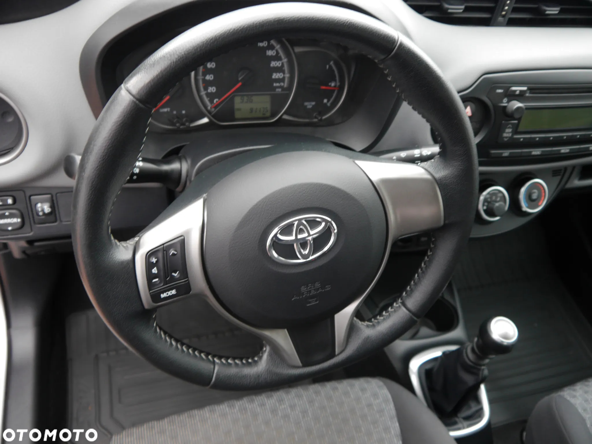 Toyota Yaris 1.33 Active - 11