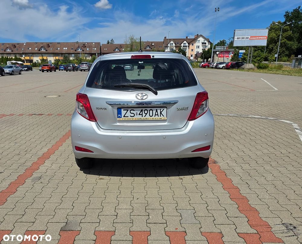 Toyota Yaris 1.0 Luna - 5