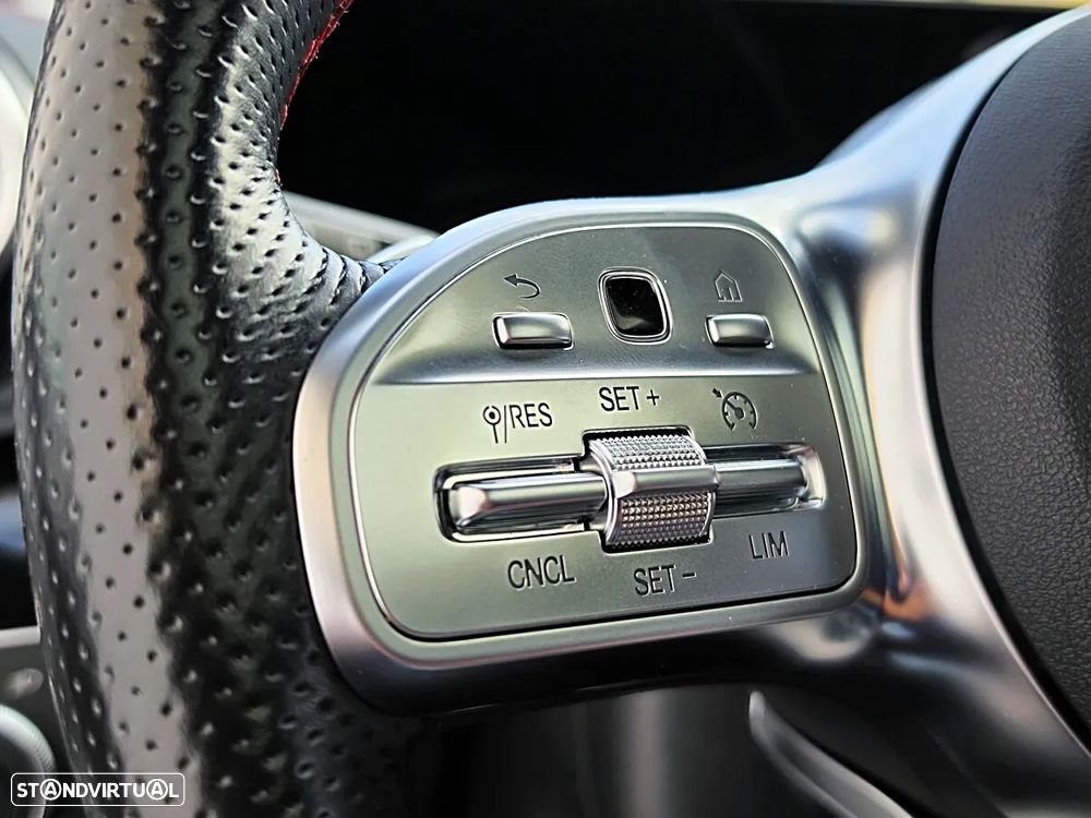 Mercedes-Benz CLA 250 e 8G-DCT AMG Line - 15