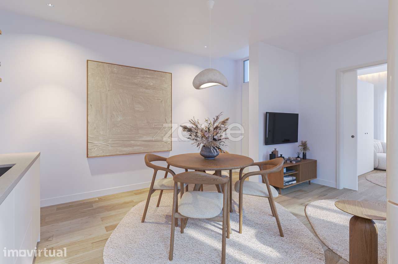 Apartamento T2 situado na Sé do Porto, próximo da Ponte D. Luis - Grande imagem: 4/17