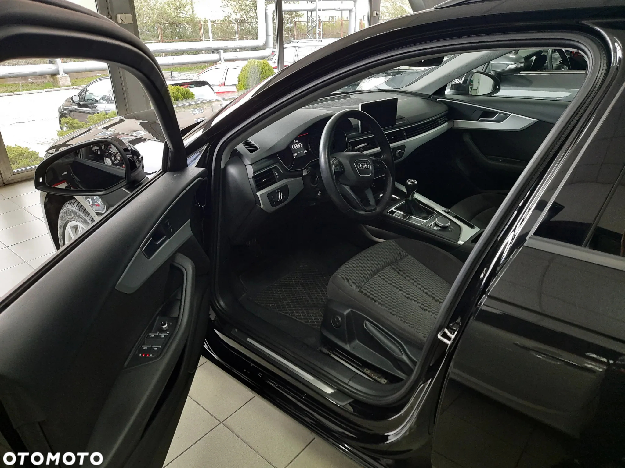 Audi A4 Avant 2.0 TDI - 5