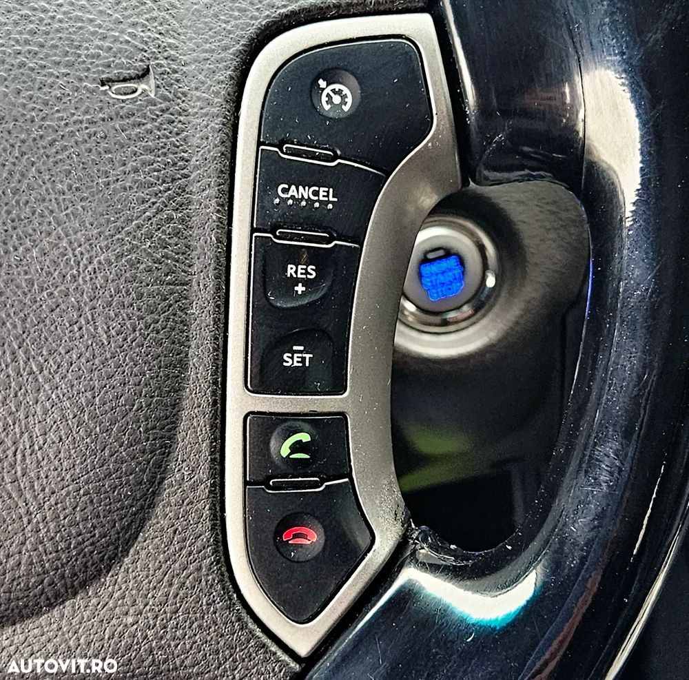 Hyundai Santa Fe - 24