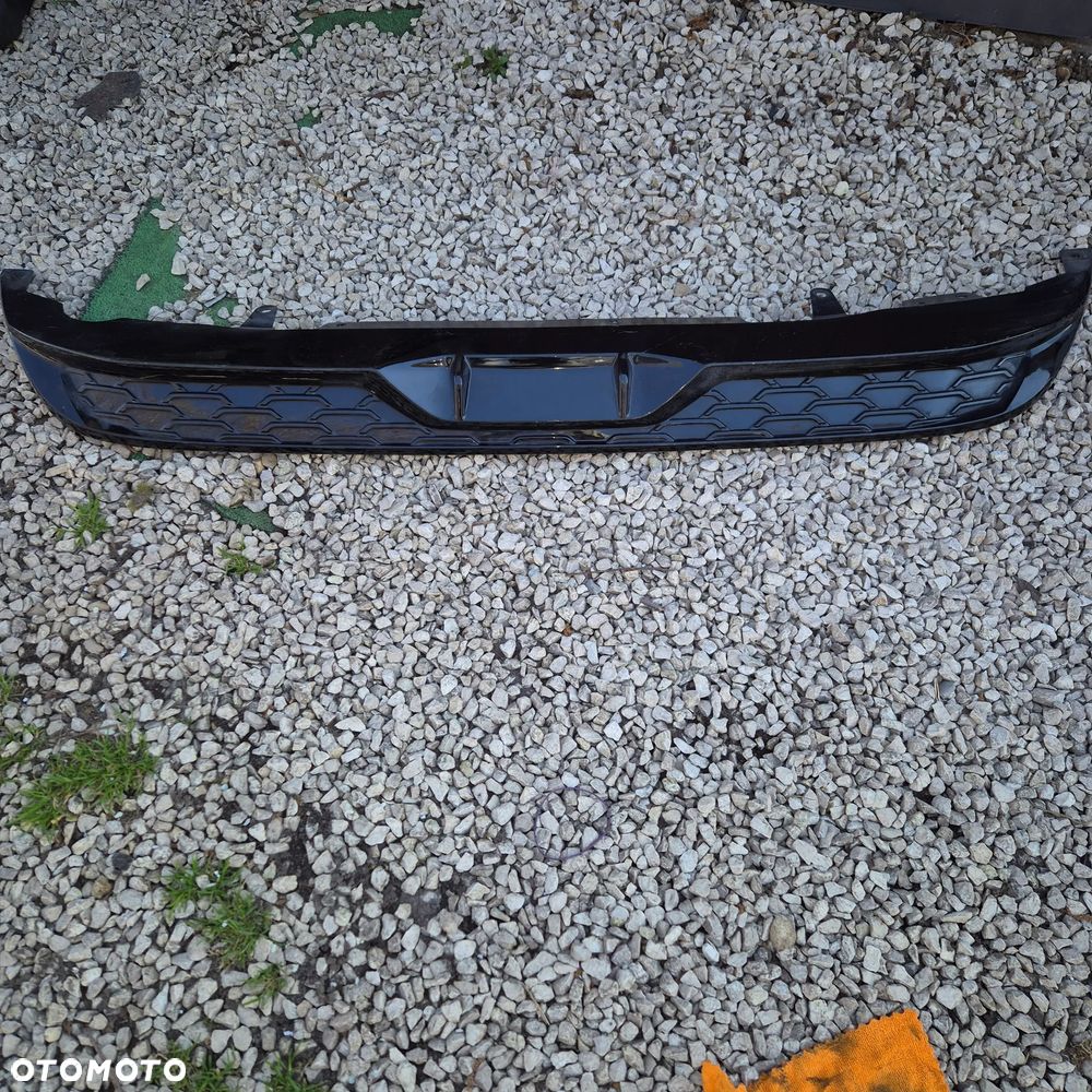 Sprzedam spoiler - 2