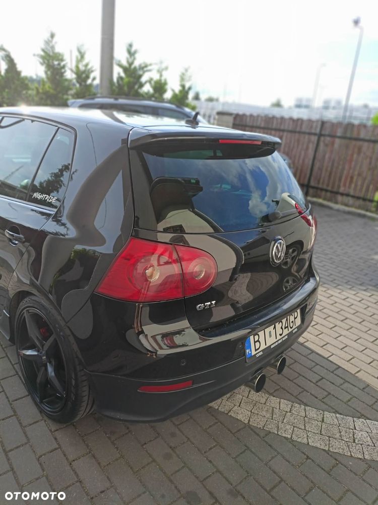 Volkswagen Golf - 4