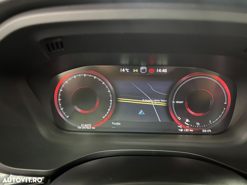 Volvo XC 60 T8 Twin Engine AWD Momentum Pro - 4