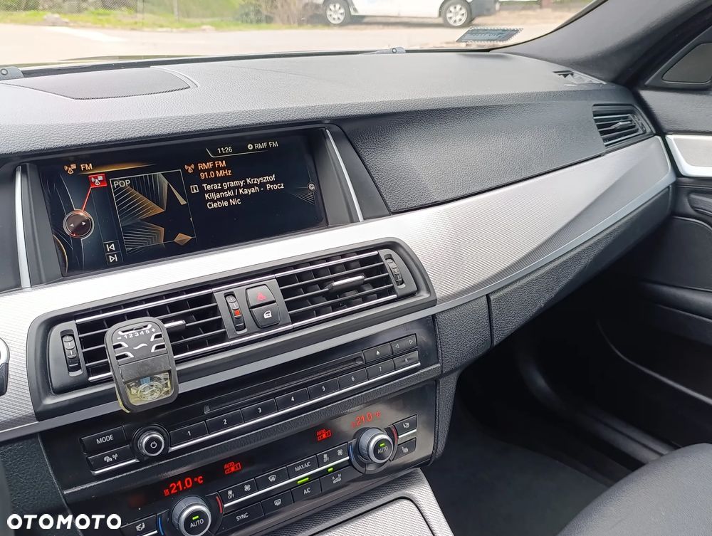 BMW Seria 5 525d xDrive Luxury Line - 25