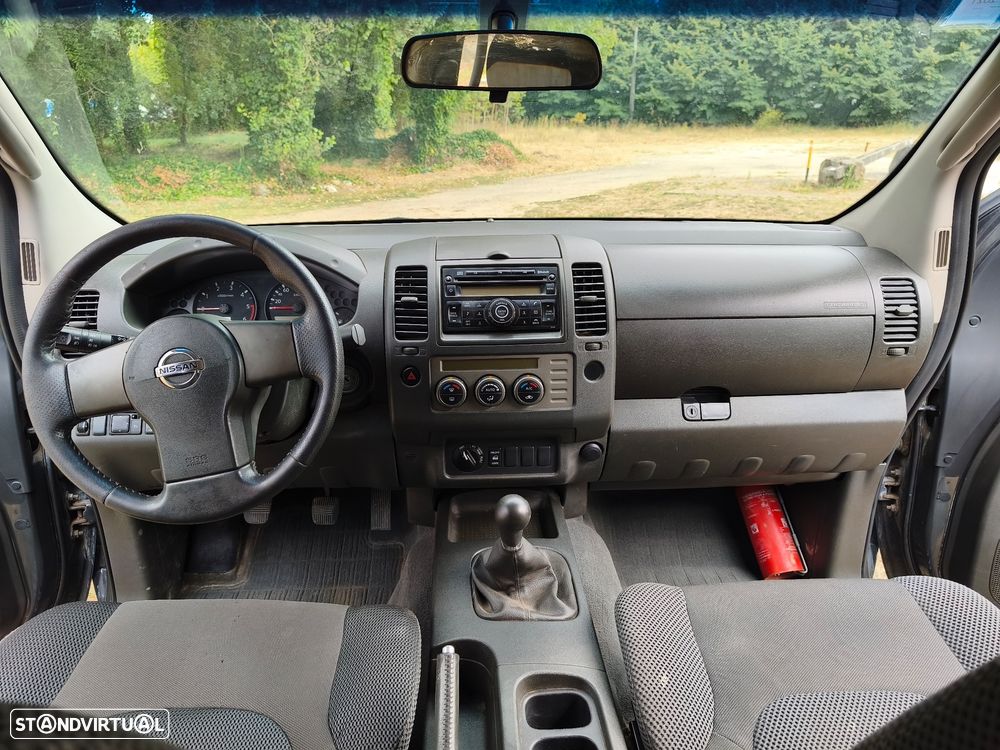 Nissan Navara 2.5 dCi CD LE - 8
