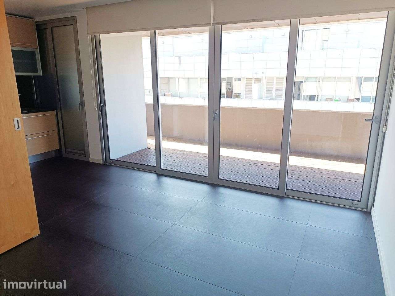 Apartamento T1 em Coimbra (Quinta das Nogueiras) - Grande imagem: 4/11
