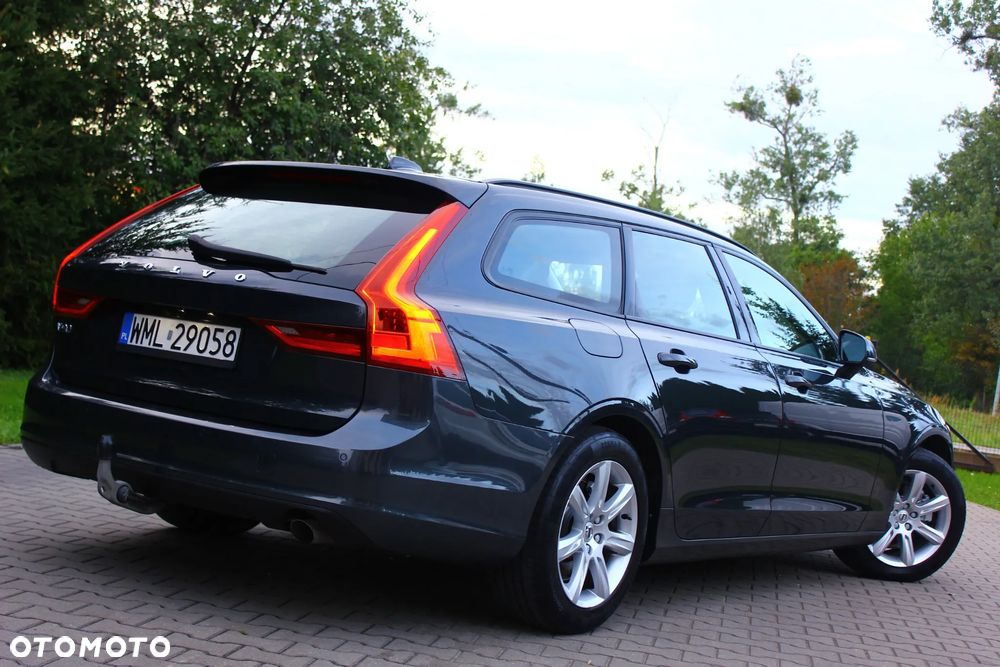 Volvo V90 D3 Momentum - 20