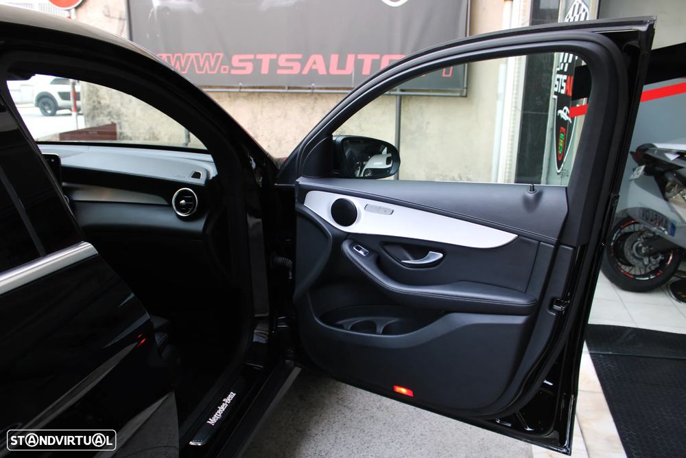 Mercedes-Benz GLC 300 de Coupe 4Matic 9G-TRONIC - 29