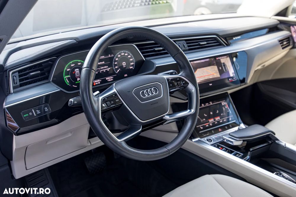 Audi e-tron - 17