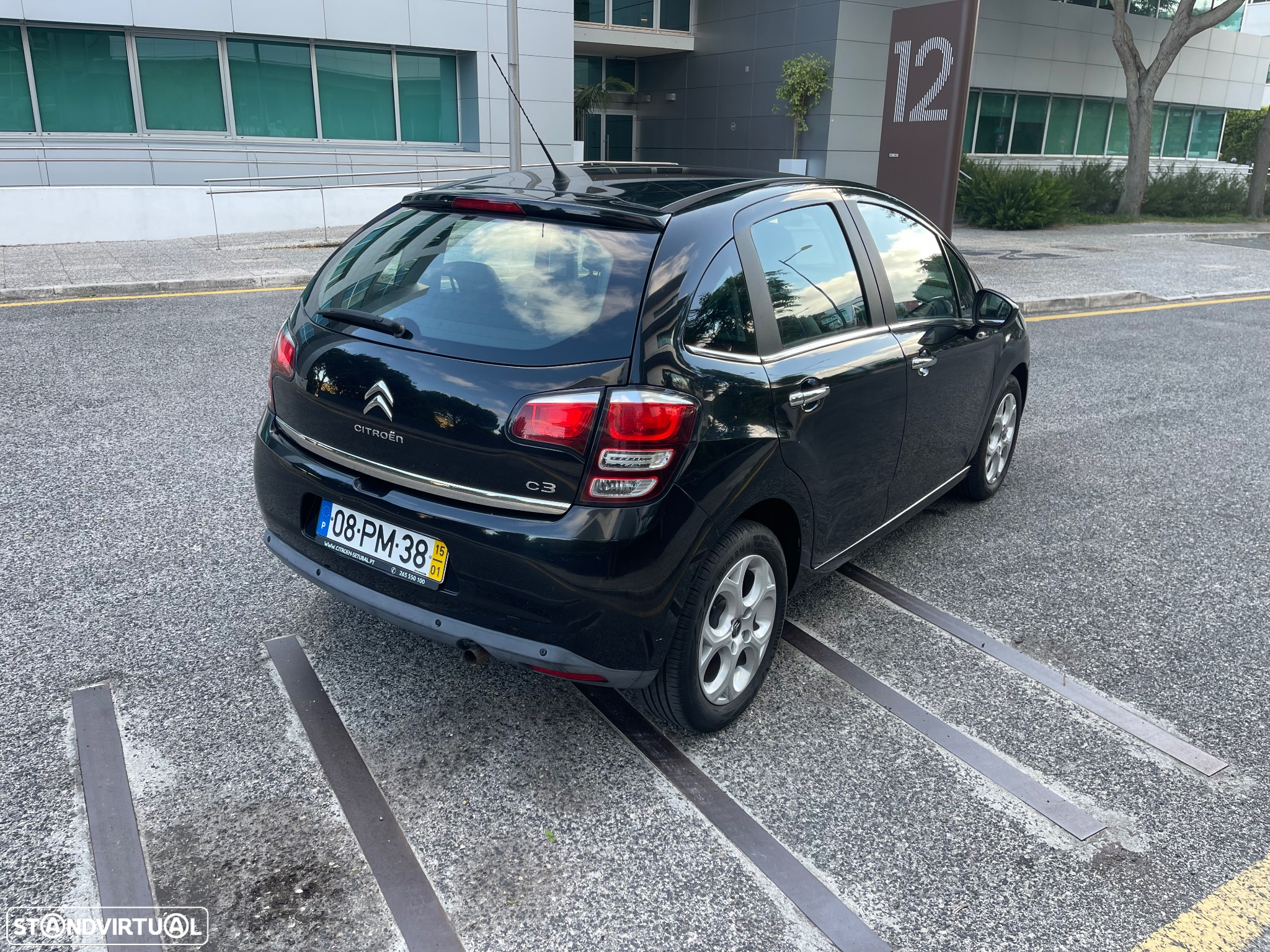 Citroën C3 1.2 PureTech Collection - 4