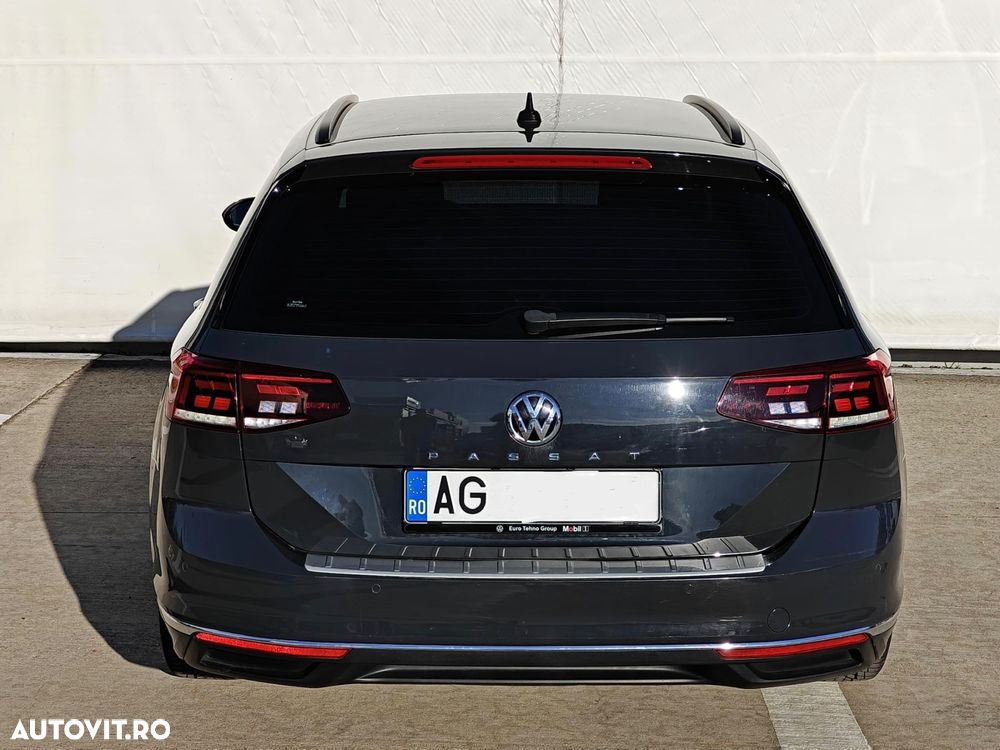 Volkswagen Passat 2.0 TDI SCR DSG Business - 12