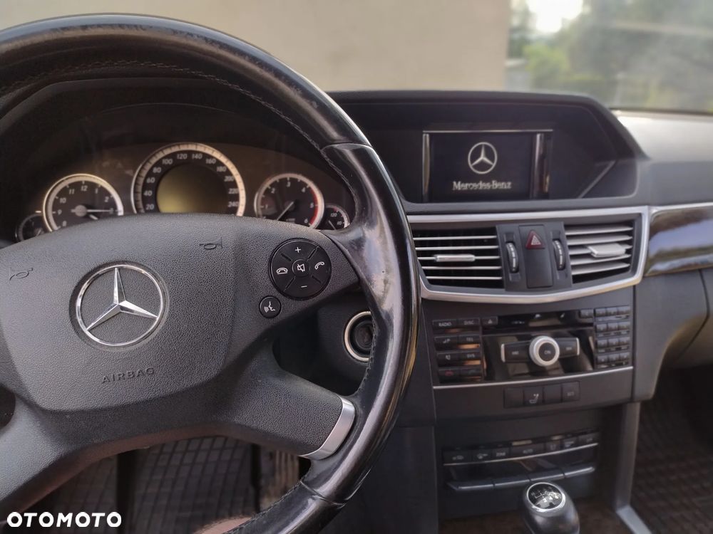Mercedes-Benz Klasa E 200 CDI BlueEff Avantgarde - 14