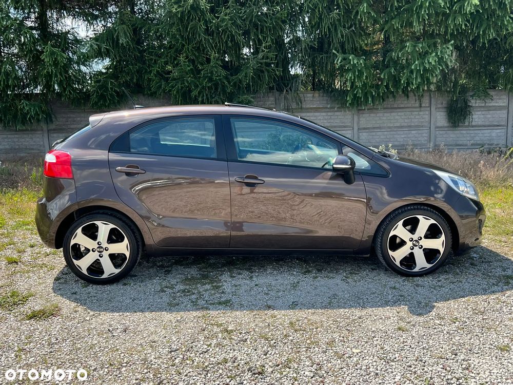 Kia Rio 1.4 CRDI Platinum Edition - 37