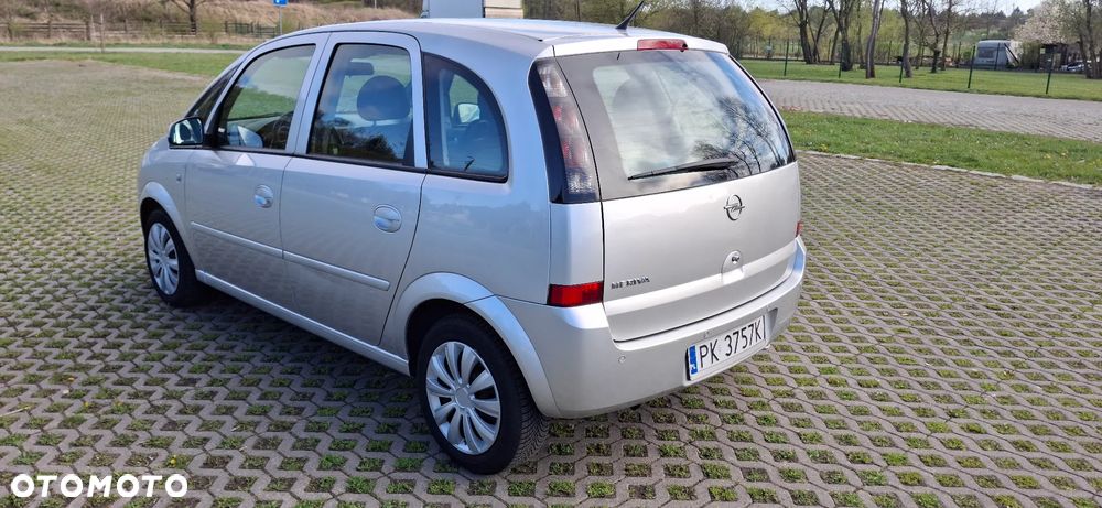 Opel Meriva 1.6 16V (Essentia) - 5
