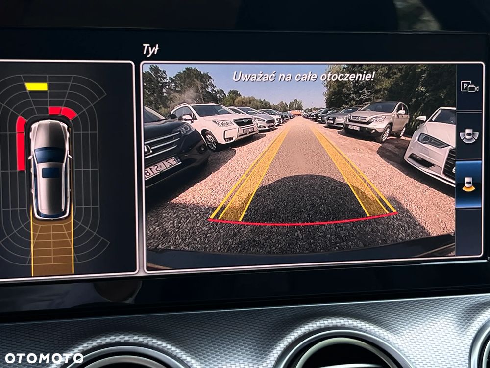 Mercedes-Benz Klasa E 220 d 9G-TRONIC - 29