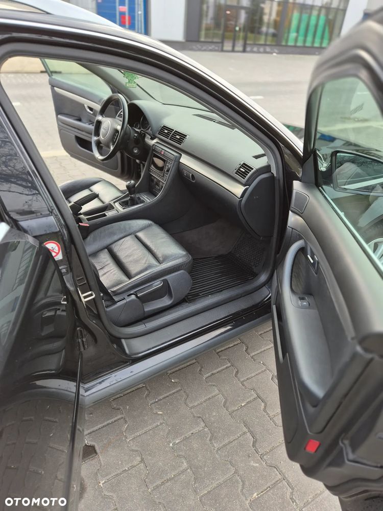 Audi A4 Avant 1.8 T - 12