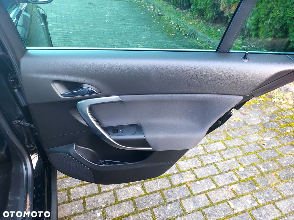 Opel Insignia 1.4 Turbo ecoFLEX Start/Stop Business Innovation - 32