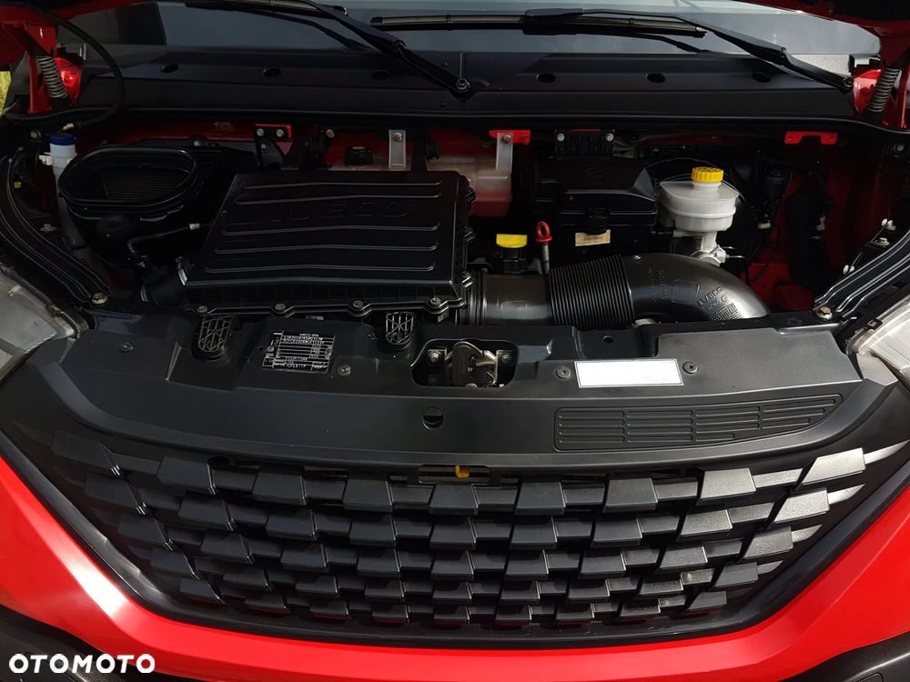 Iveco 50C18 DAILY 12EP PLANDEKA FIRANKA 5,11x2,45x2,35 SPANIE 3500 KG SKRZYNIA ŁADUNKOWA PAKA KLIMATRONIK TEMPOMAT OGRZEWANIE POSTOJOWE - 13