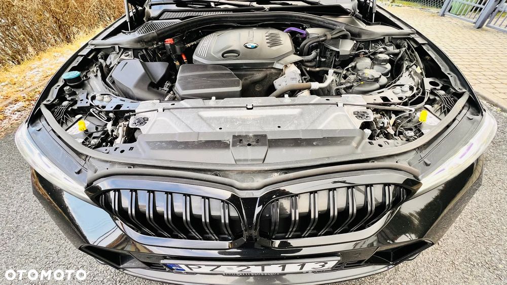 BMW Seria 3 320d xDrive M Sport Shadow sport - 14