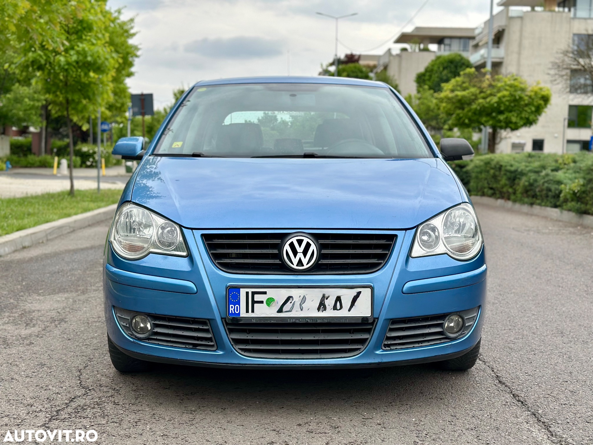 Volkswagen Polo 1.2 Attractive - 3