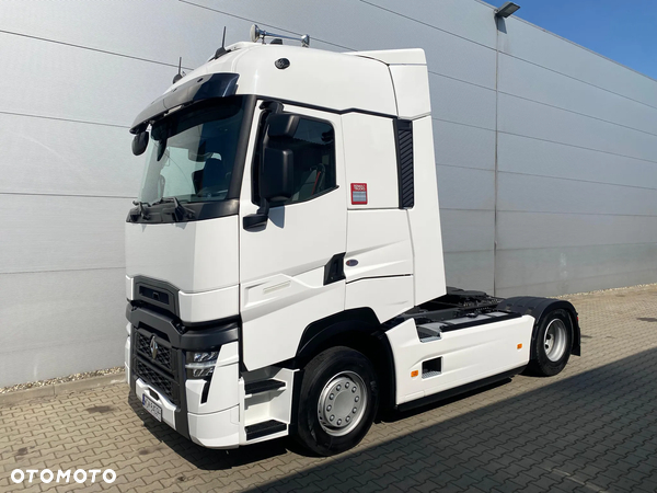 Renault T520 High Cab Evo