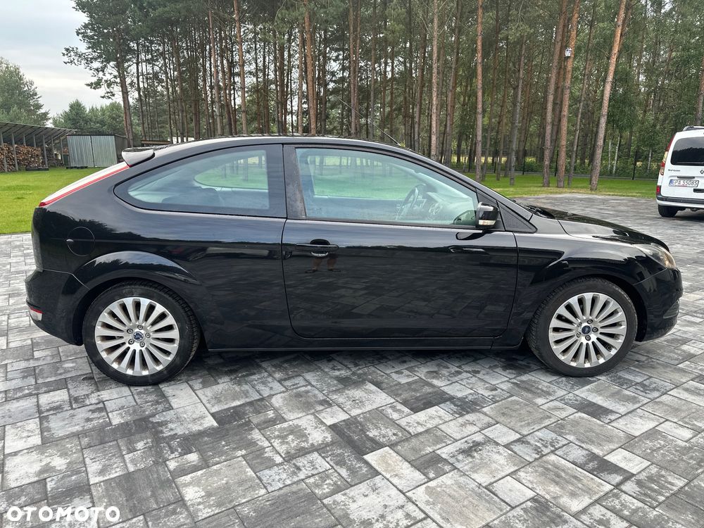 Ford Focus 2.0 16V Titanium - 6