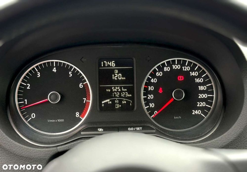 Volkswagen Polo - 22