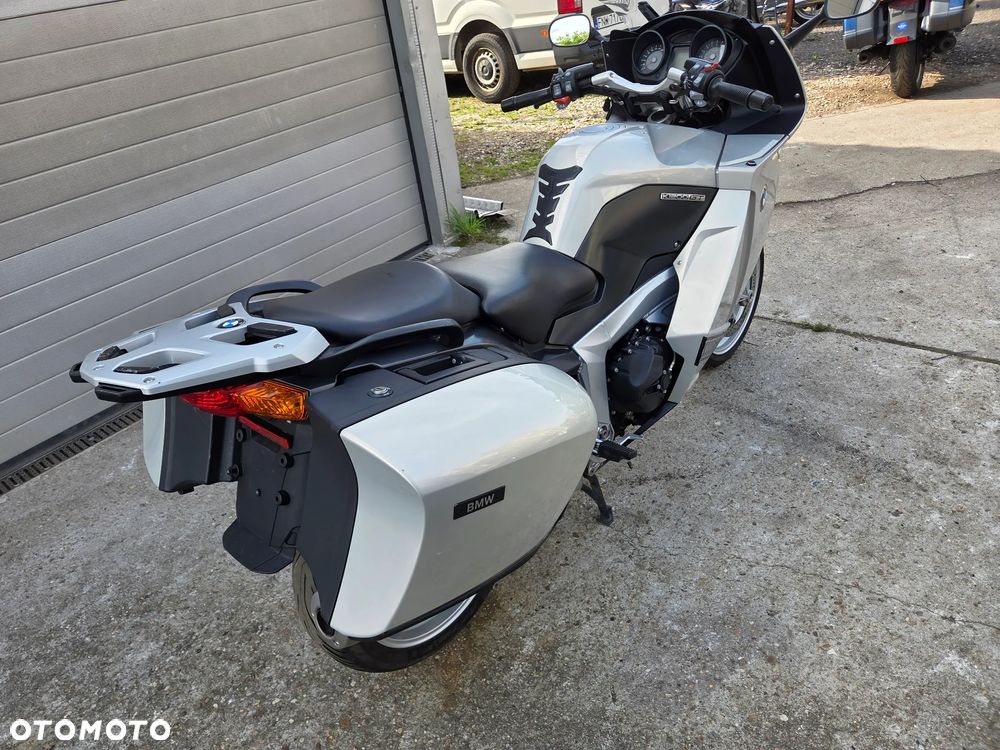 BMW K - 9