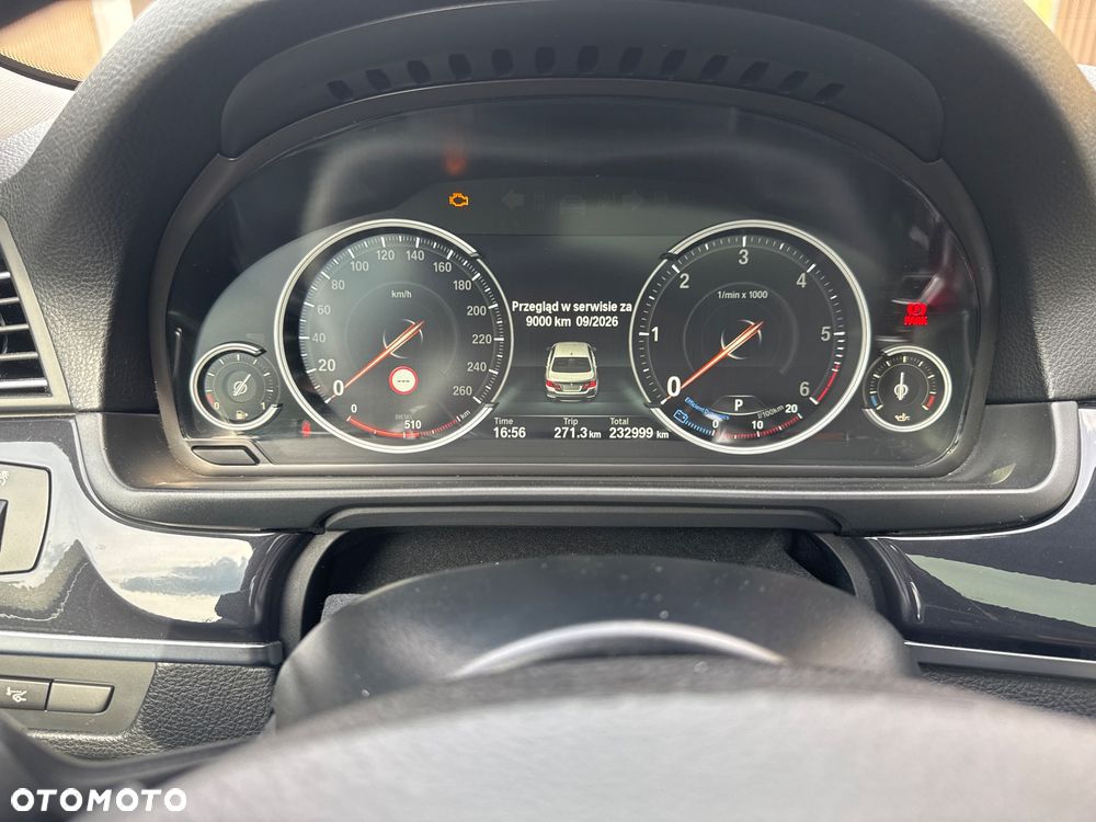 BMW Seria 5 530d xDrive - 15