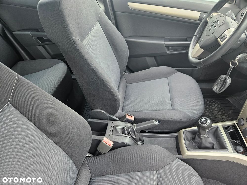 Opel Astra 1.6 Catch me - 12